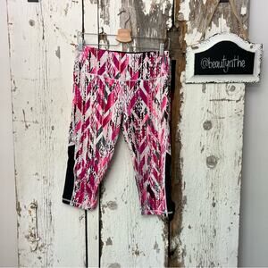 VSX Sport Pink geometric tie-dye knockout crop leggings sz M PREOWNED